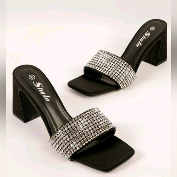 Jewel Detail  Sandals - Picture 1 of 3